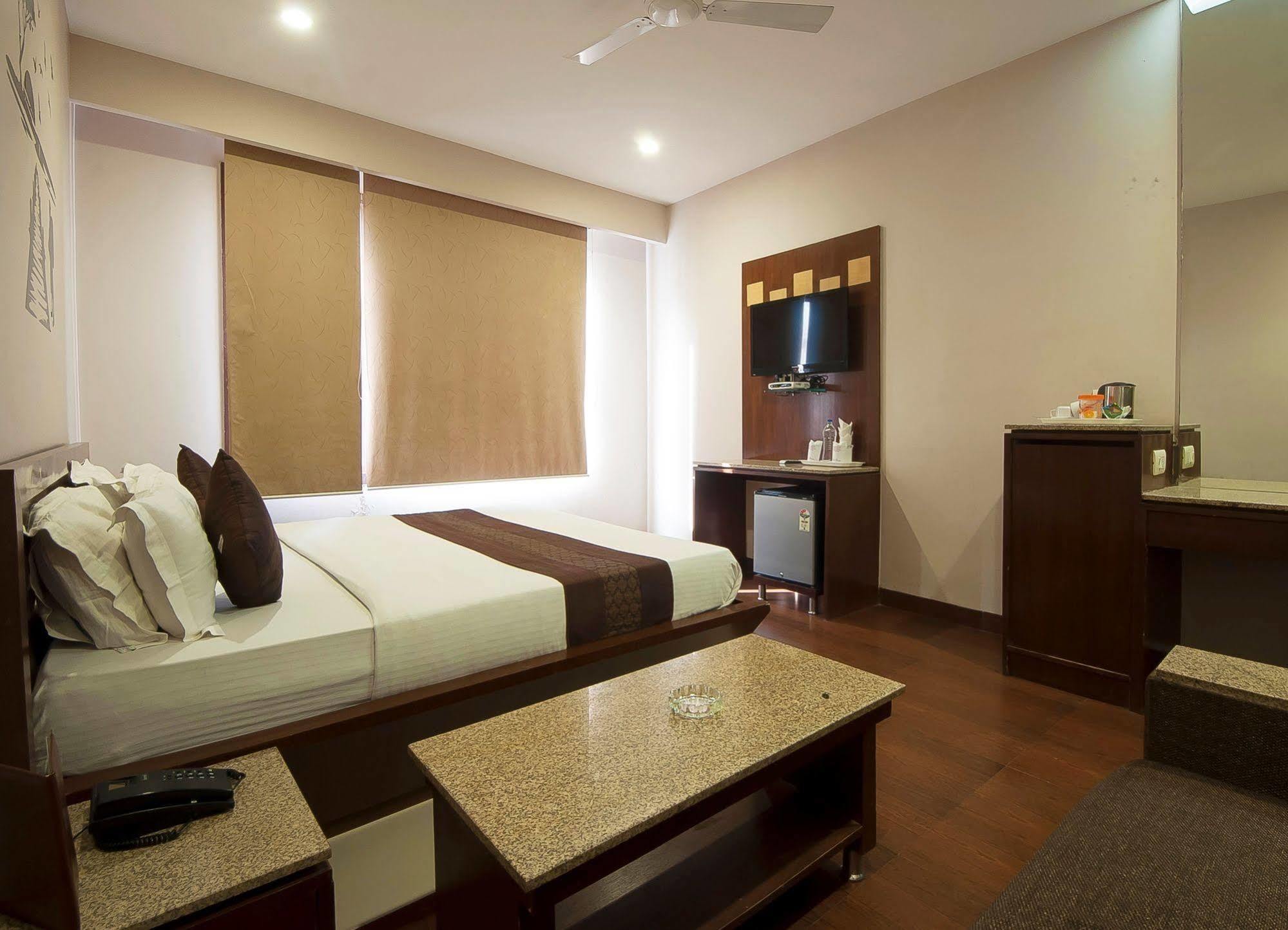 Fabhotel Basera Amritsar Luaran gambar