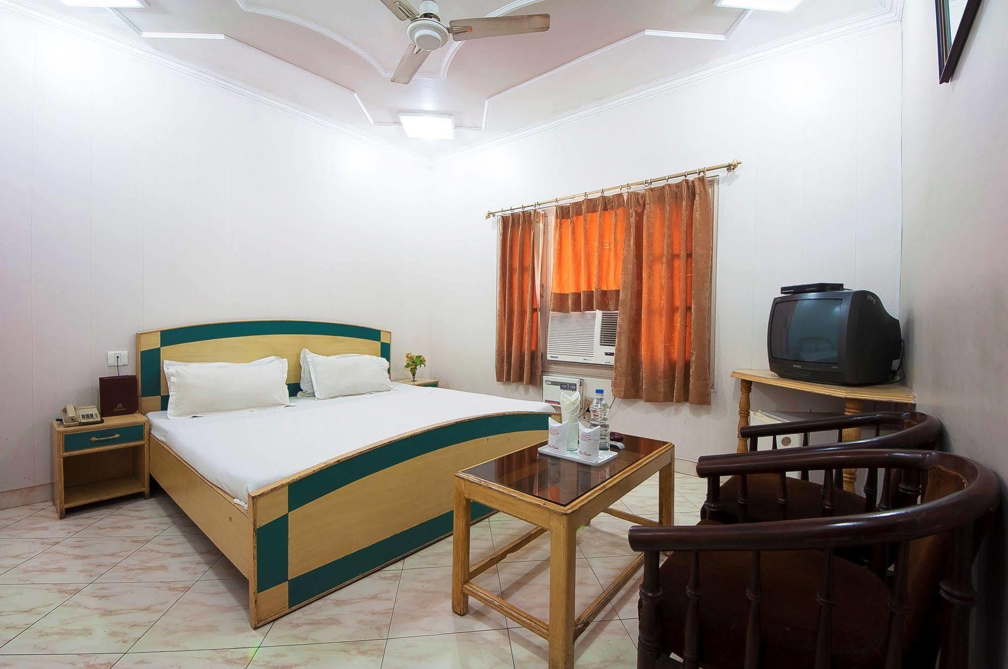 Fabhotel Basera Amritsar Luaran gambar